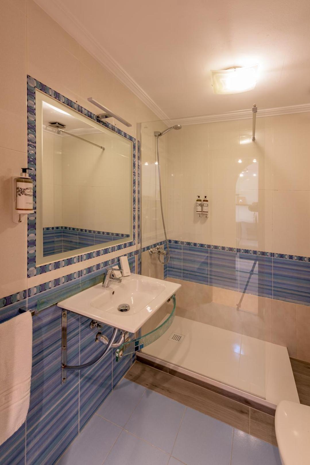 Apartamento Centrico Sibarys- 2 Dormitorios Nerja Kültér fotó